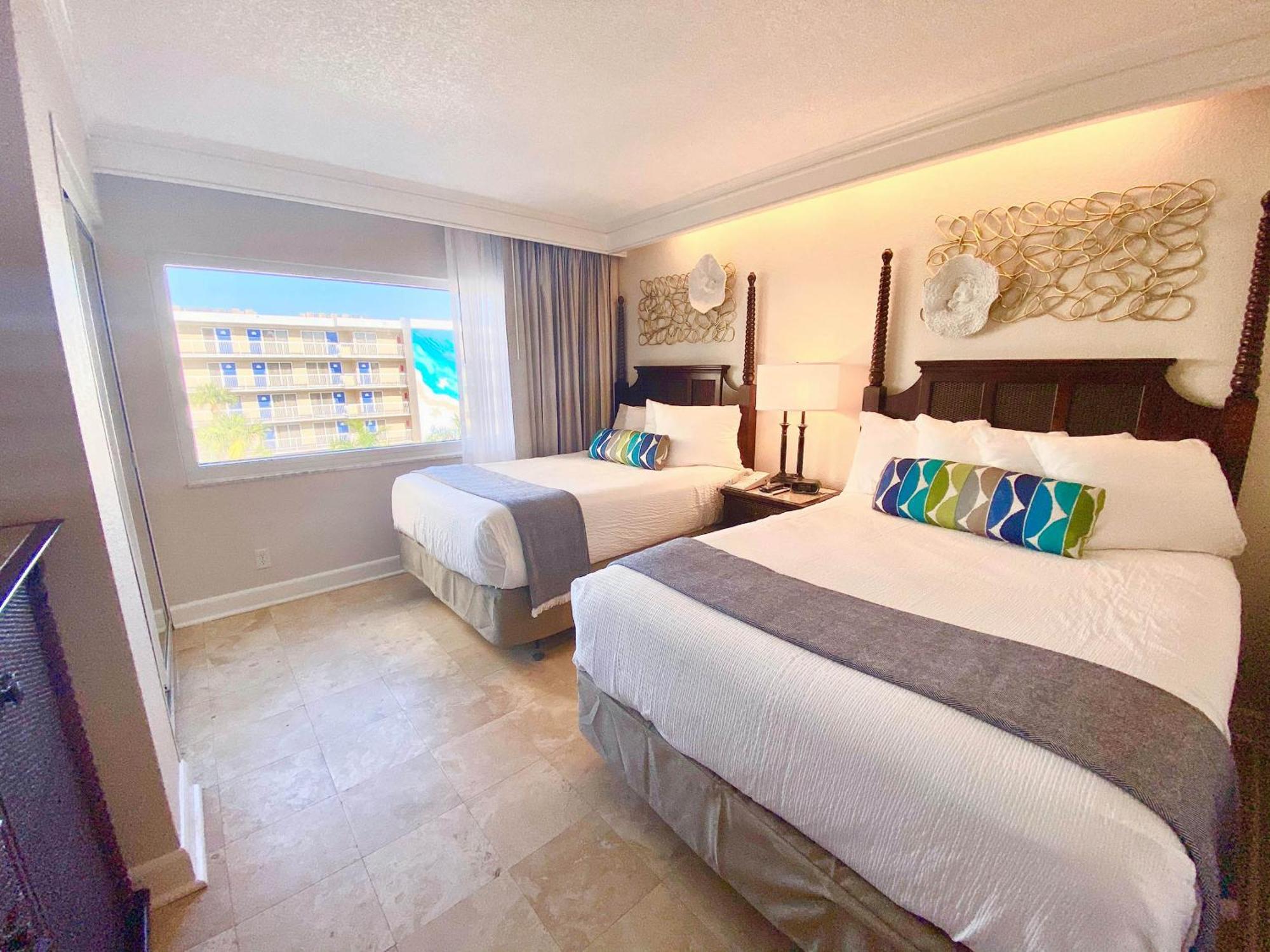 Island Grand At Tradewinds Hotel St. Pete Beach Room photo