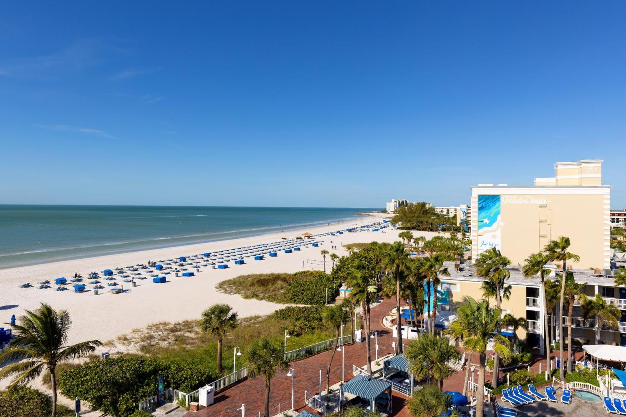 Island Grand At Tradewinds Hotel St. Pete Beach Exterior photo